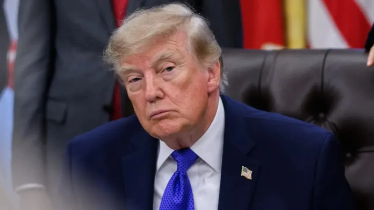 Trump diz que Casa Branca tratará como “inimigo” quem usar o termo inteligência artificial