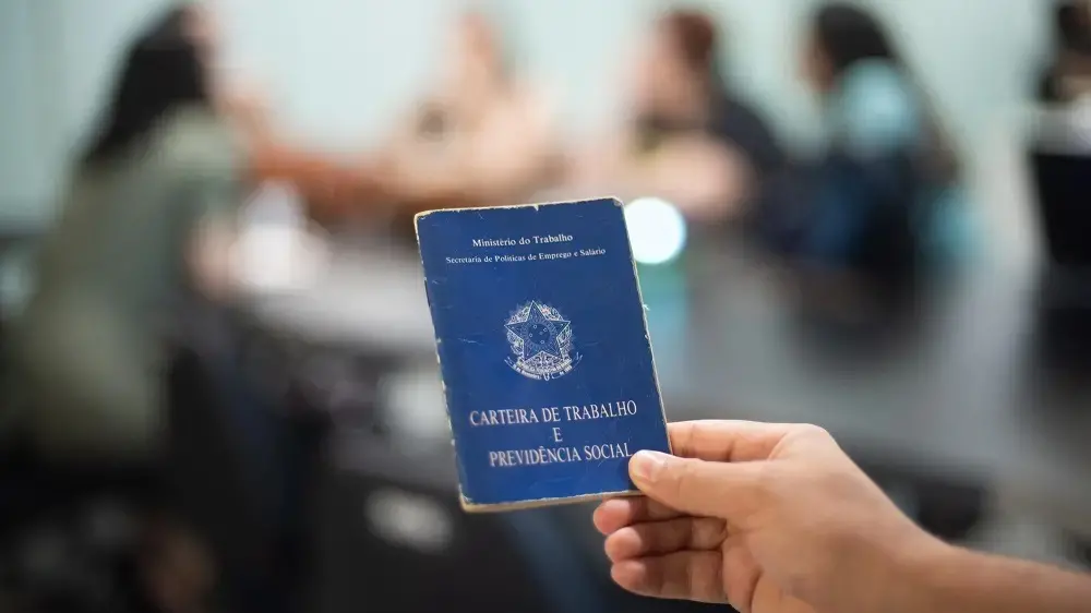 Cinco cidades do Ceará geraram mais de mil empregos com carteira assinada em 2026; veja o ranking